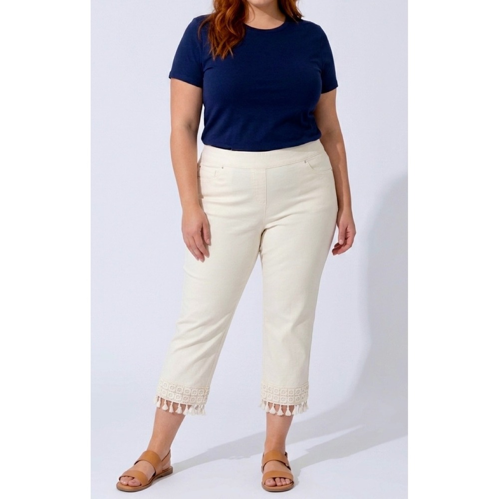 Ruby Rd Women's Cream Crochet Fringe Hem Pull On Crop Pants Size 18